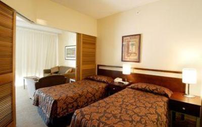 фото отеля BreakFree Surfers Plaza Resort
