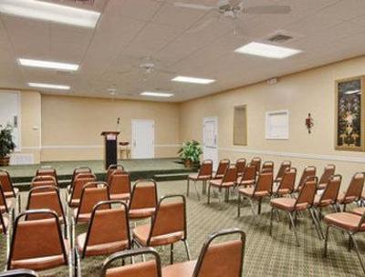 фото отеля Ramada Limited Tifton