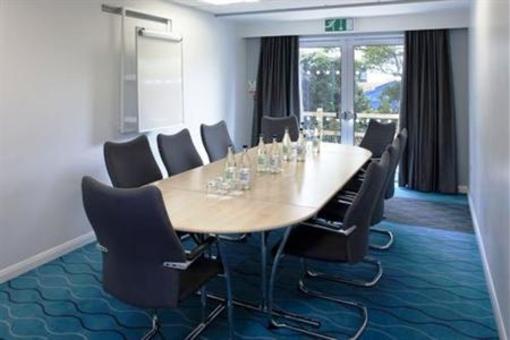 фото отеля Holiday Inn Express Folkestone Channel Tunnel