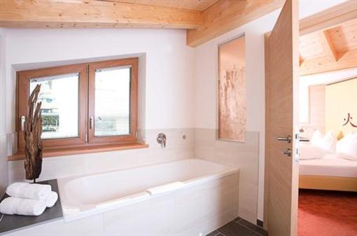 фото отеля Haus Kristall Serfaus