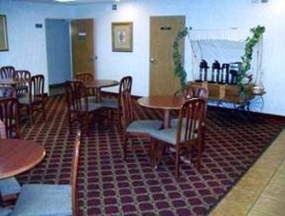 фото отеля Days Inn & Suites Toppenish