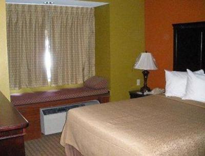 фото отеля Quality Inn - Farmington