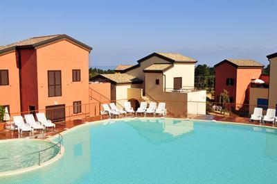фото отеля ResidHotel Les Terrasses de Lozari
