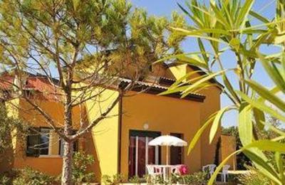 фото отеля ResidHotel Les Terrasses de Lozari