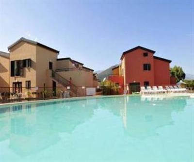 фото отеля ResidHotel Les Terrasses de Lozari