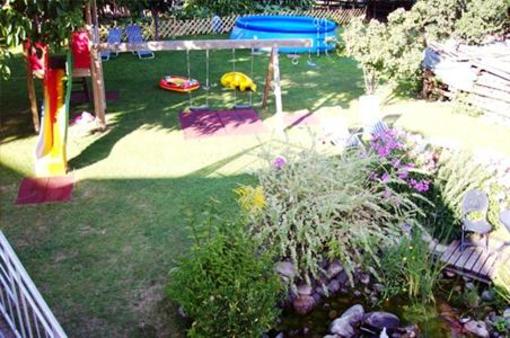 фото отеля Familienpension Linder Seeboden