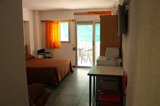 фото отеля Hostal Pension Castellana Cullera