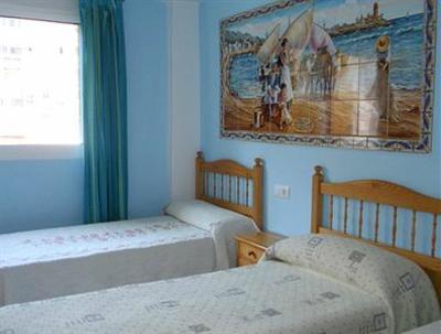 фото отеля Hostal Pension Castellana Cullera