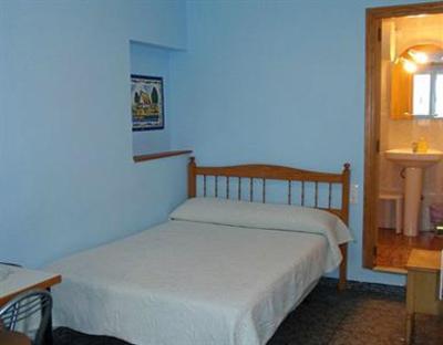 фото отеля Hostal Pension Castellana Cullera
