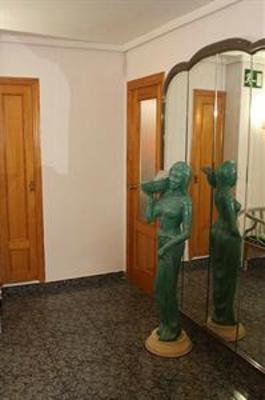 фото отеля Hostal Pension Castellana Cullera