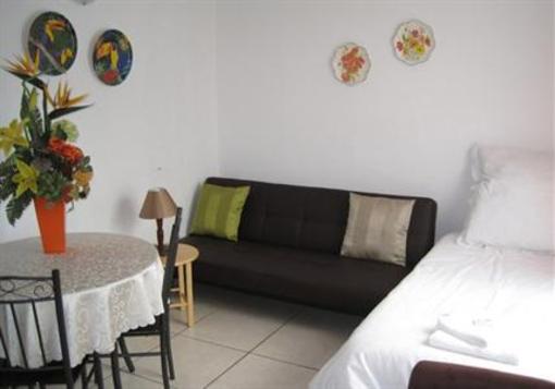 фото отеля Clinch Self Catering
