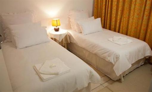фото отеля Clinch Self Catering