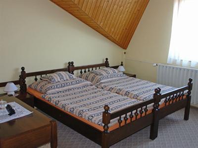фото отеля Harmonia Apartman
