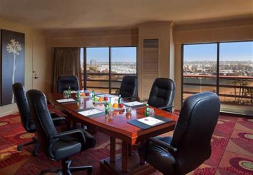 фото отеля Marriott Marina del Rey