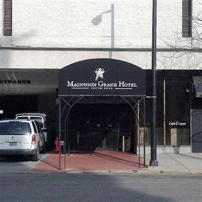 фото отеля Magnuson Grand Hotel