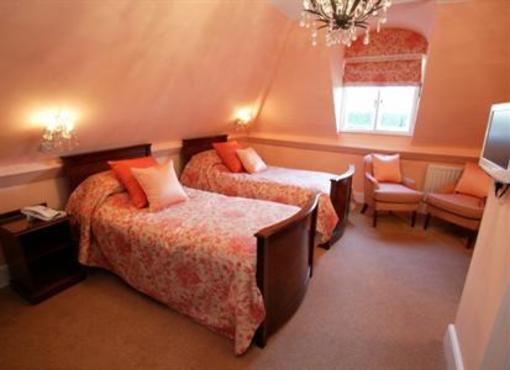 фото отеля Rowton Castle Hotel Shrewsbury