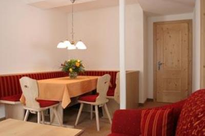 фото отеля Haus Zangerl Apartment Sankt Anton am Arlberg