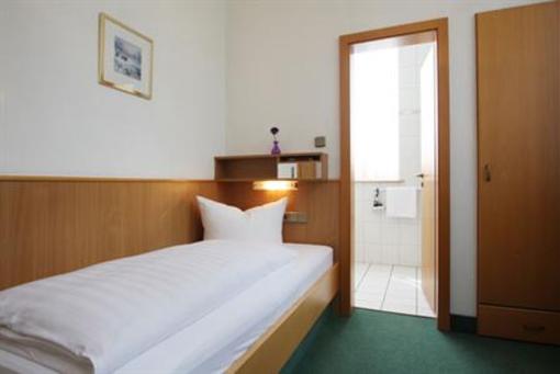 фото отеля Hotel Pfaffenmuhle Aschaffenburg Damm