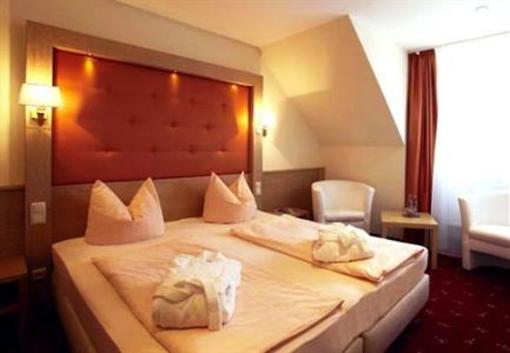 фото отеля Hotel Gasthof zur Post Konigstein