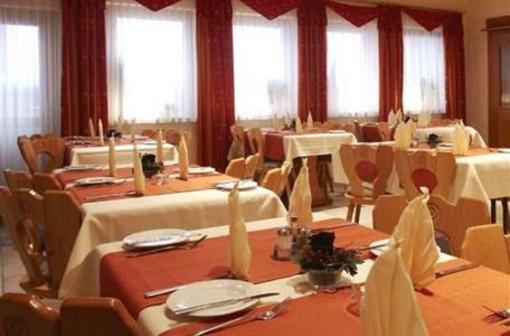 фото отеля Hotel Gasthof zur Post Konigstein