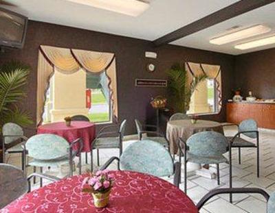 фото отеля Super 8 Motel Fort Oglethorpe