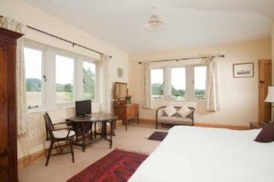 фото отеля Dobbins Farm B&B