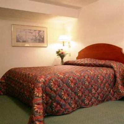 фото отеля University Inn Cedar Falls
