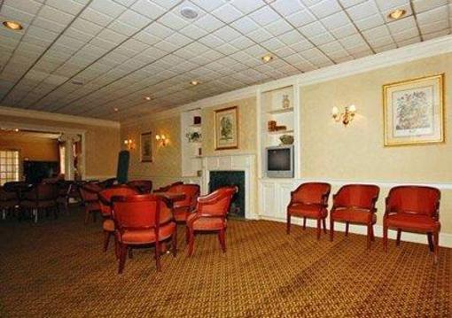 фото отеля Quality Inn Richmond Hill