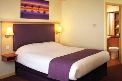фото отеля Premier Inn Glenrothes
