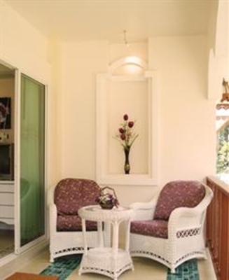фото отеля Plumeria Hidaway Resort