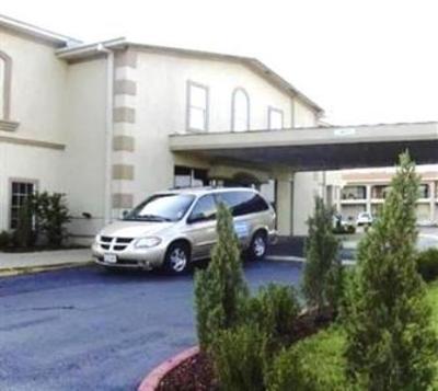 фото отеля Rodeway Inn & Suites Arlington