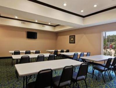 фото отеля Super 8 Nacogdoches