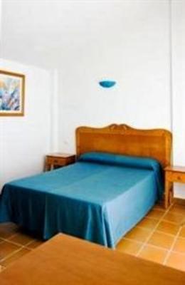 фото отеля Nuramar Apartments