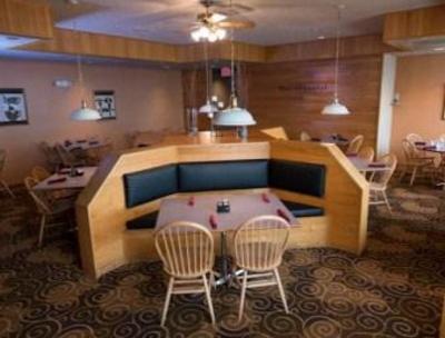 фото отеля Ramada Bismarck Hotel