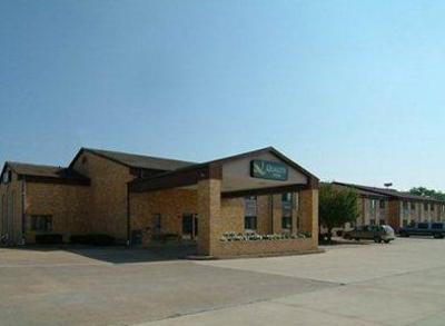 фото отеля Quality Inn Burlington (Iowa)