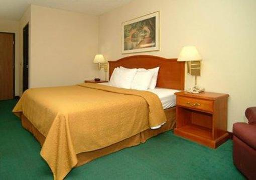 фото отеля Quality Inn Burlington (Iowa)