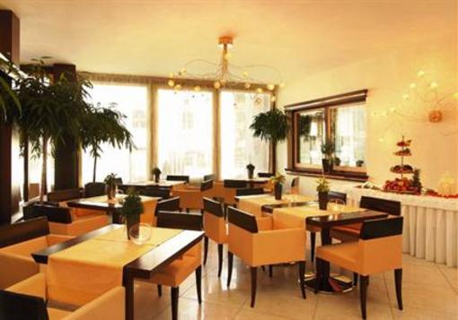 фото отеля Romantik Hotel Stafler