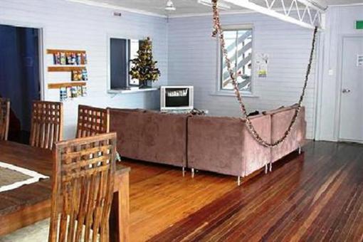 фото отеля Emus Beach Resort