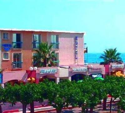 фото отеля Hotel de la Plage Le Barcares