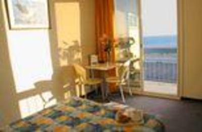 фото отеля Hotel de la Plage Le Barcares