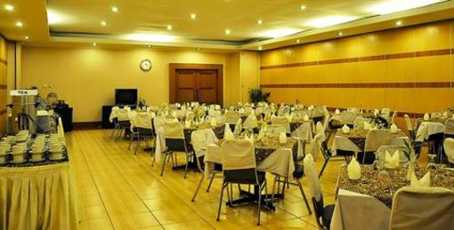 фото отеля Patra Cirebon Hotel