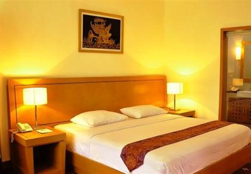 фото отеля Patra Cirebon Hotel