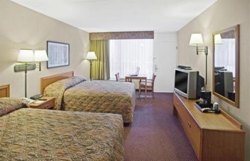 фото отеля Americas Best Value Inn-Saginaw South