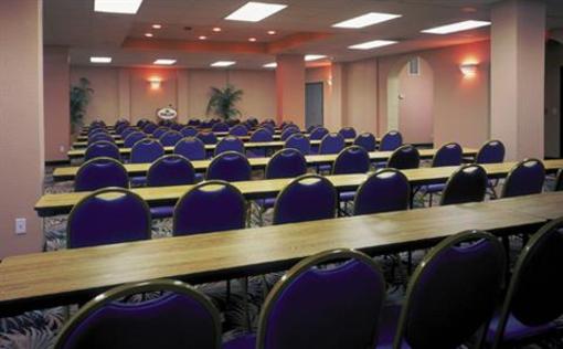 фото отеля Ocean Plaza Beach Resort