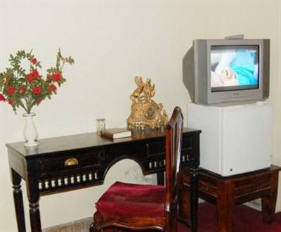 фото отеля Newtons Manor Jodhpur