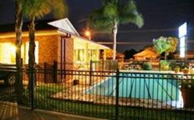 фото отеля Comfort Inn Blue Lagoon
