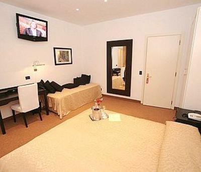 фото отеля Gardenia Hotel Pescara
