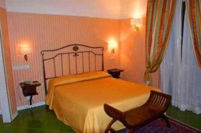 фото отеля Hotel Scapolatiello