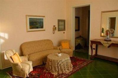 фото отеля Hotel Scapolatiello