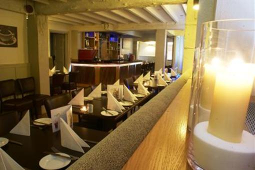 фото отеля White Hart Hotel Okehampton